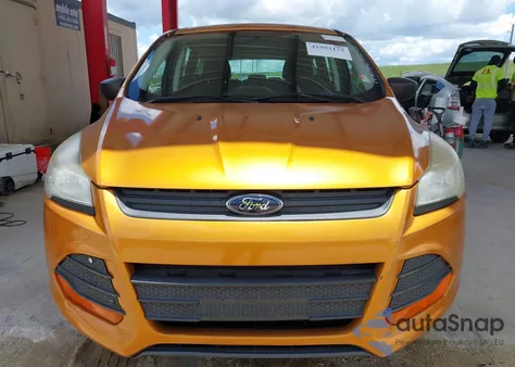 2016 Ford Escape S из США, поврежденный, VIN 1FMCU0F70GUA26635